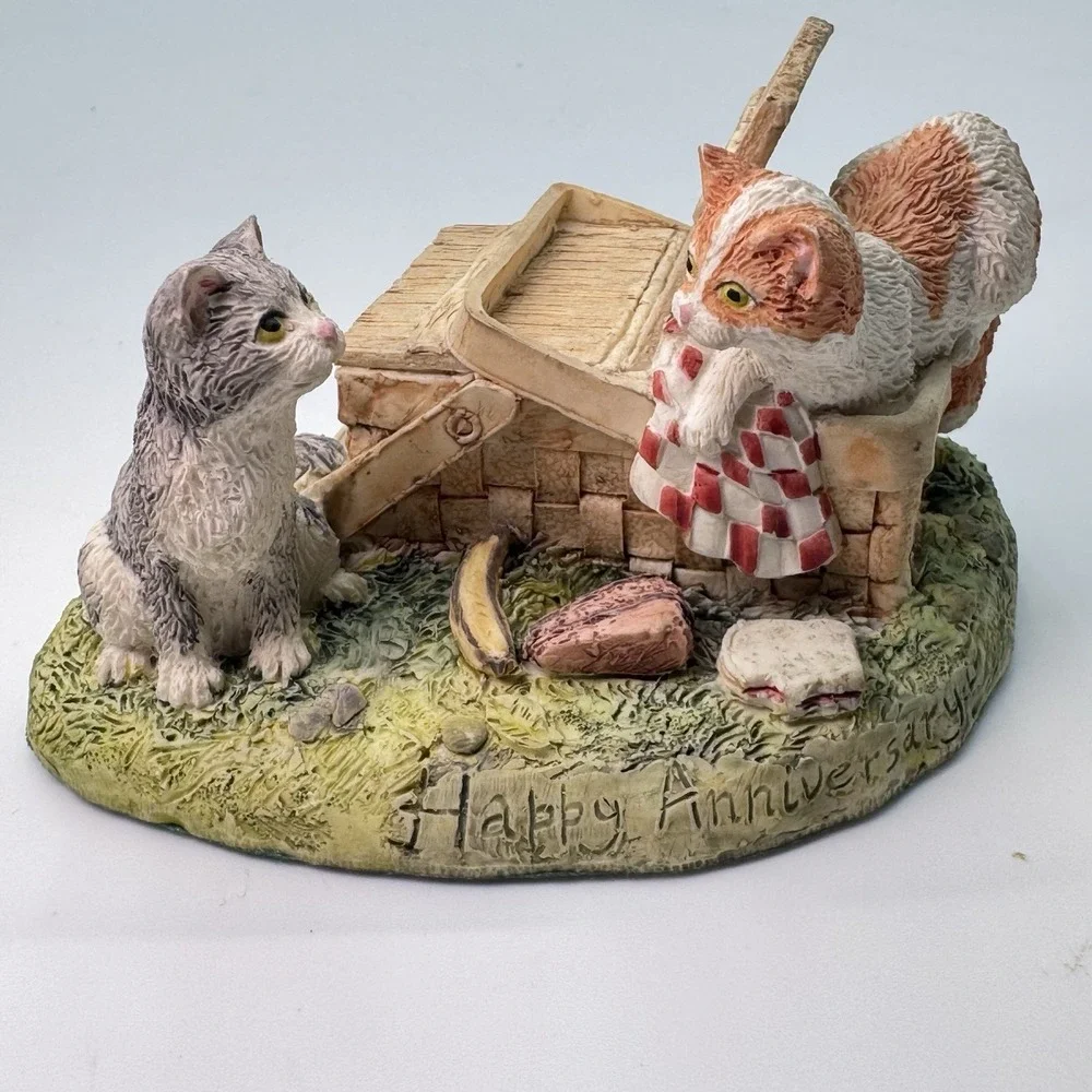 2 Lowell Davis Cat Figurines Happy Anniversary & Sticks And Stones Picnic Shovel